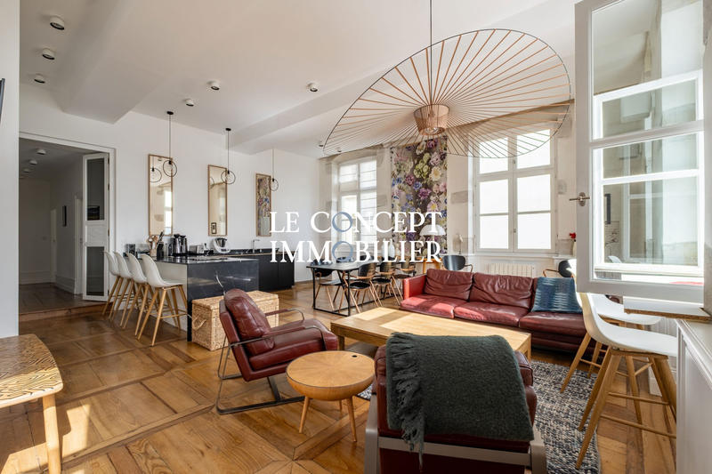 Appartement - 103 m² - 4 pièces