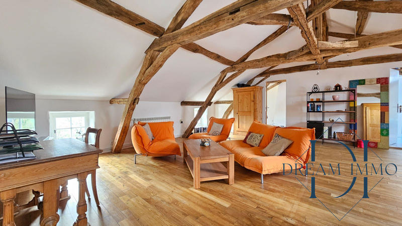 Maison - 308 m² - 5 pièces