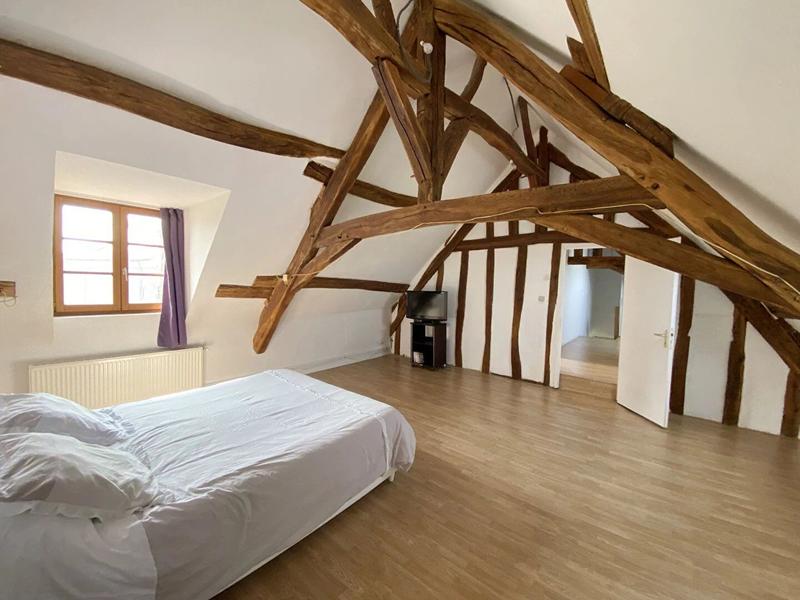 Maison - 181 m² - 5 pièces