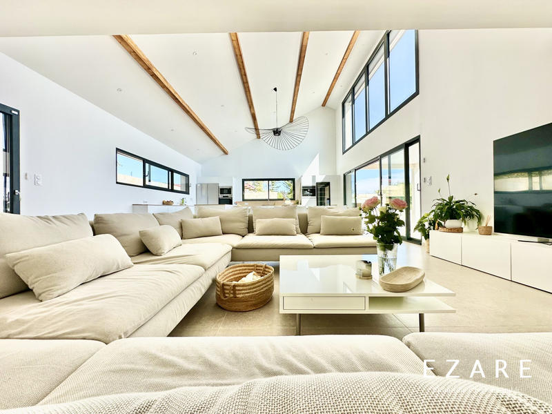 Maison - 170 m² - 6 pièces