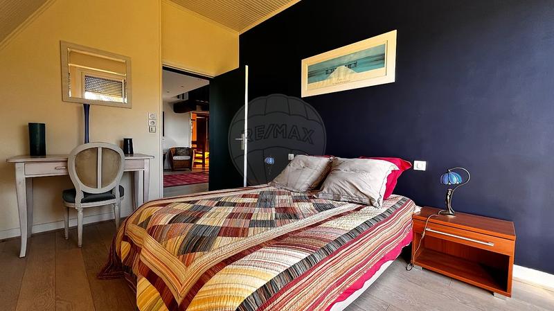 Propriété - 373 m² - 10 pièces