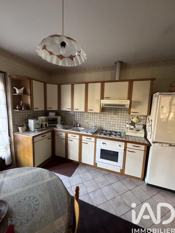 Maison - 93 m² - 5 pièces