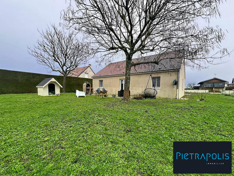 Maison - 93 m² - 4 pièces