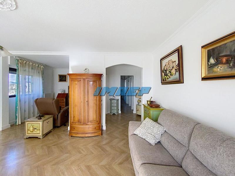 Appartement - 82 m² - 4 pièces