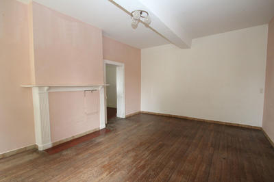 Maison - 93 m² - 4 pièces