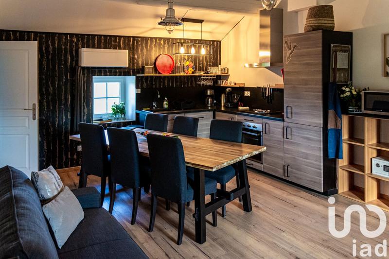 Maison - 680 m² - 18 pièces