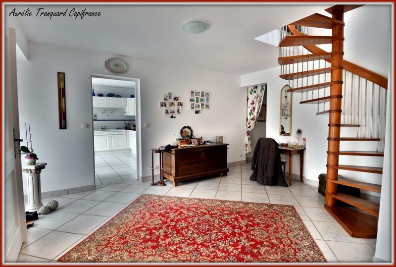 Maison - 197 m² - 6 pièces