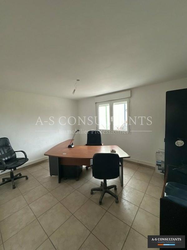 Bureau - 169 m²