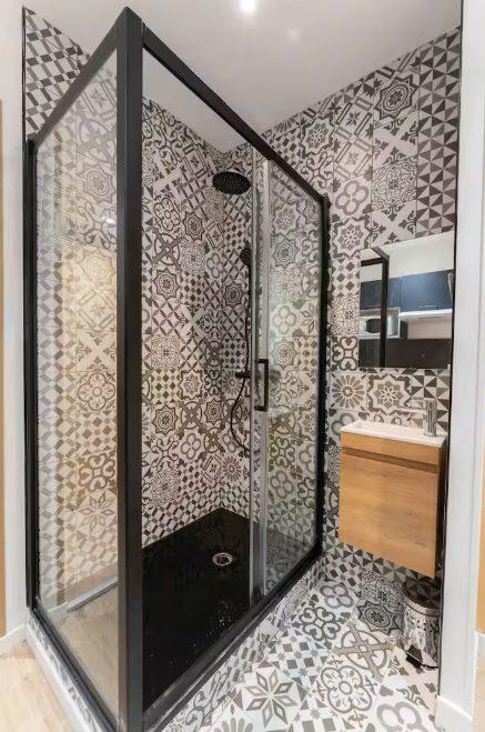 Studio - 24 m² - 3 pièces