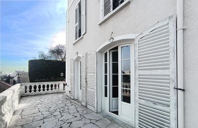 Maison - 175 m² - 7 pièces