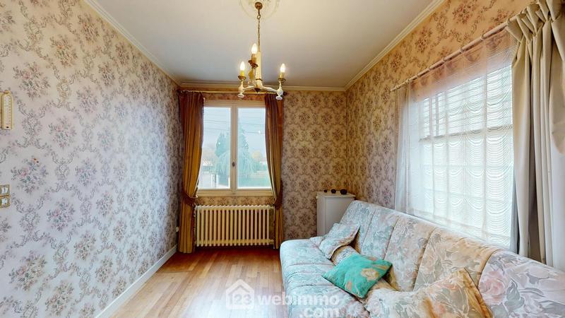 Maison - 77 m² - 5 pièces