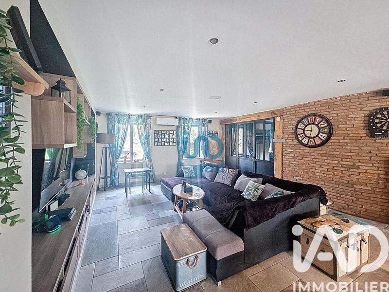 Maison - 243 m² - 7 pièces