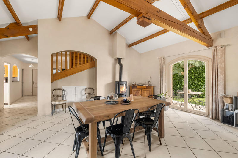 Maison - 157 m² - 6 pièces