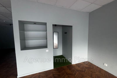 Local commercial - 100 m²