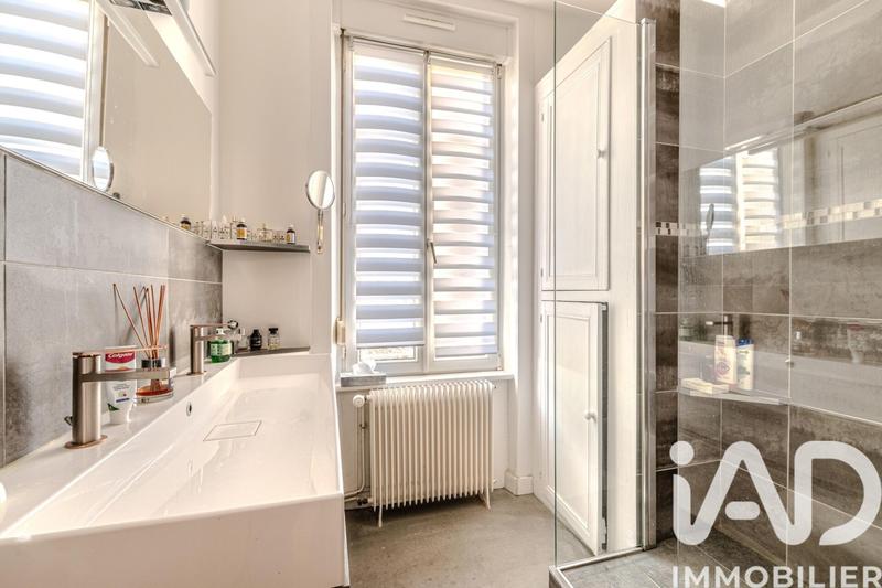 Maison de ville - 122 m² - 6 pièces