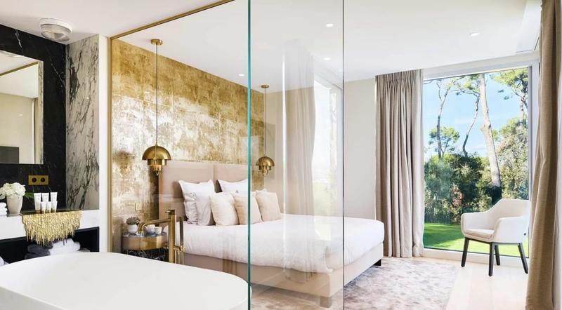 Maison - 404 m² - 8 pièces