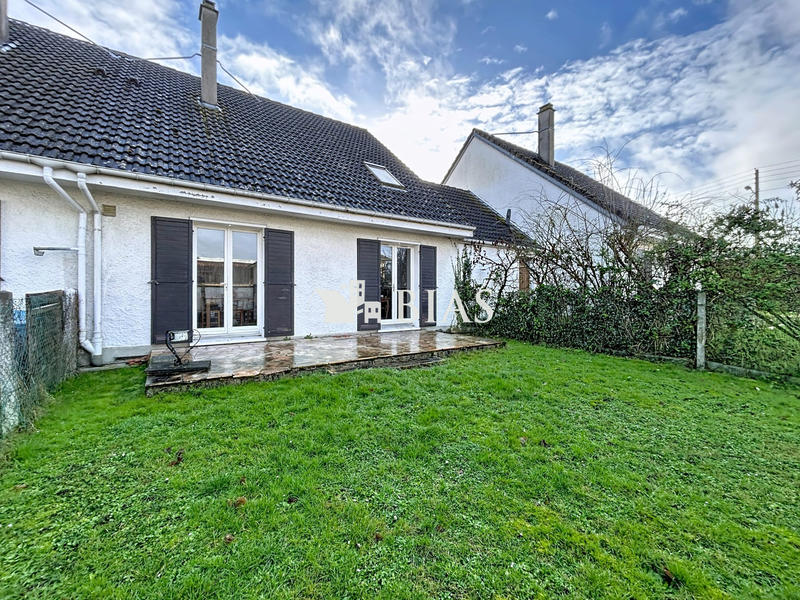 Maison - 90 m² - 4 pièces