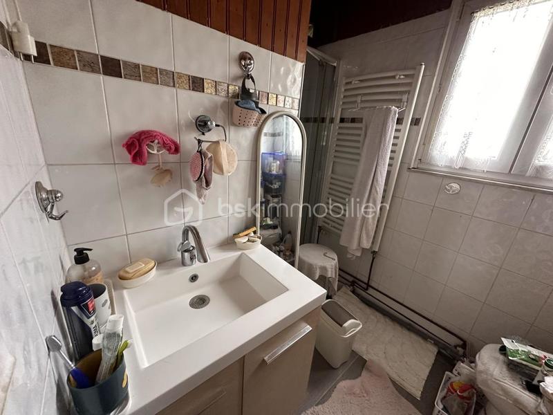 Maison - 96 m² - 5 pièces