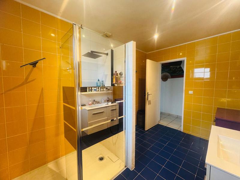 Maison - 111 m² - 4 pièces