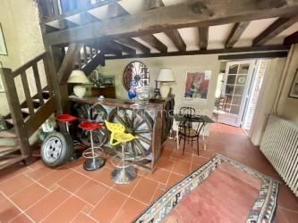 Propriété - 297 m² - 10 pièces