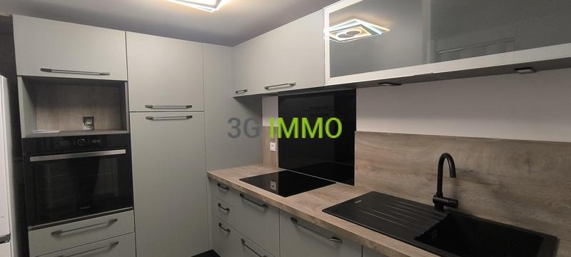 Maison en pierre - 77 m² - 3 pièces