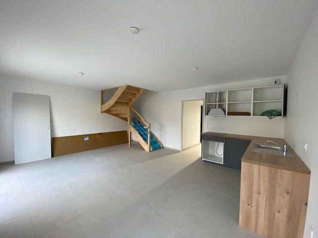 Maison - 80 m² - 5 pièces