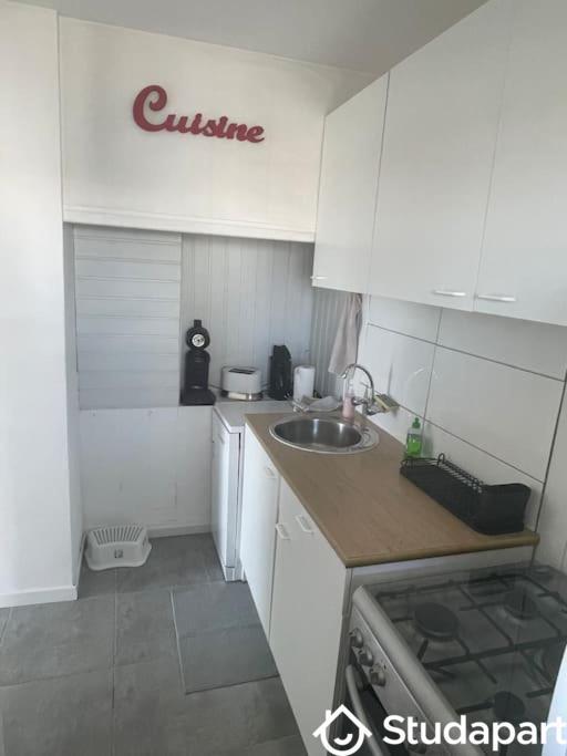 Chambre - 8 m² - 1 pièce