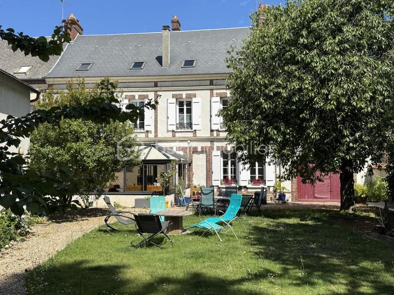 Maison de ville - 295 m² - 10 pièces