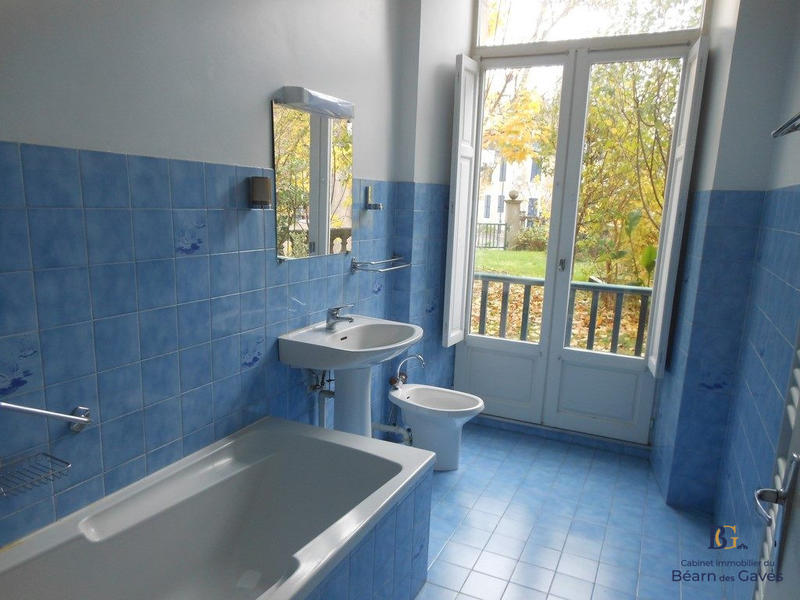 Appartement - 83 m² - 3 pièces