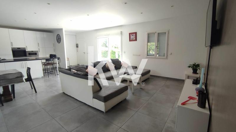 Maison - 180 m² - 7 pièces