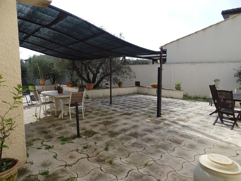 Villa - 210 m² - 6 pièces