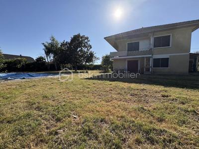 Maison - 171 m² - 8 pièces