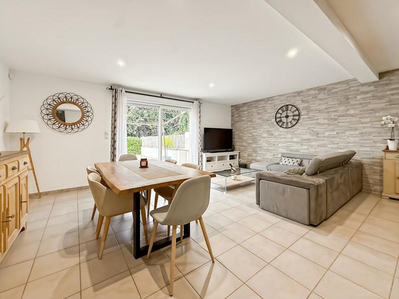 Maison - 97 m² - 4 pièces