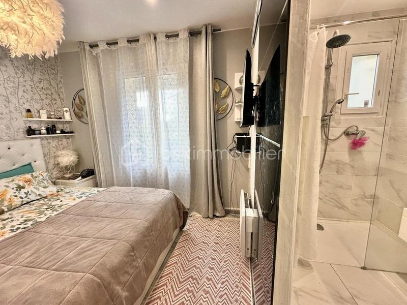 Maison - 140 m² - 9 pièces