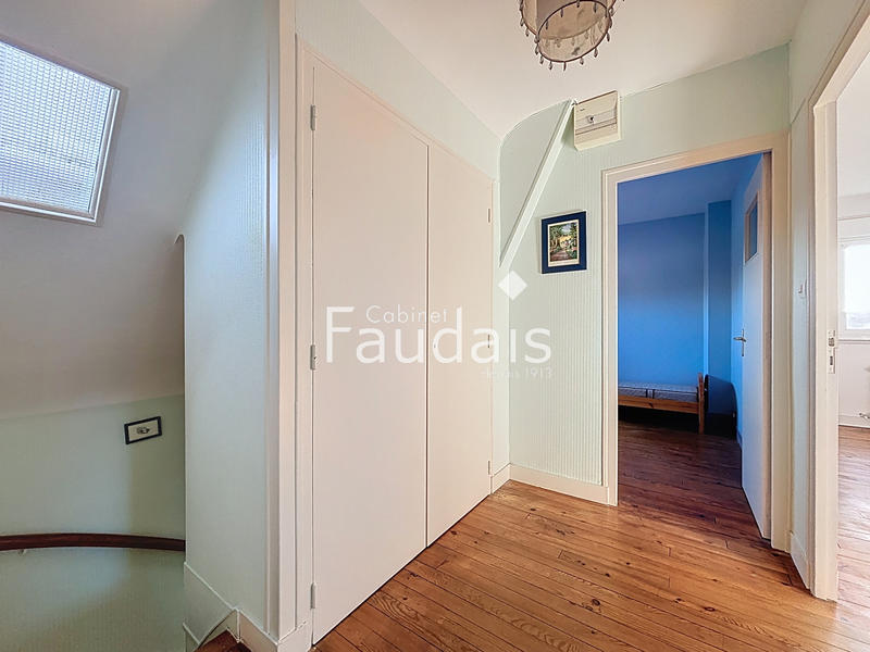 Maison - 99 m² - 4 pièces