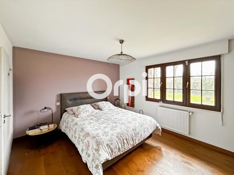 Demeure - 215 m² - 5 pièces