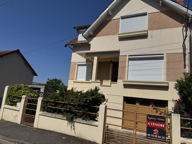 Maison - 165 m² - 7 pièces