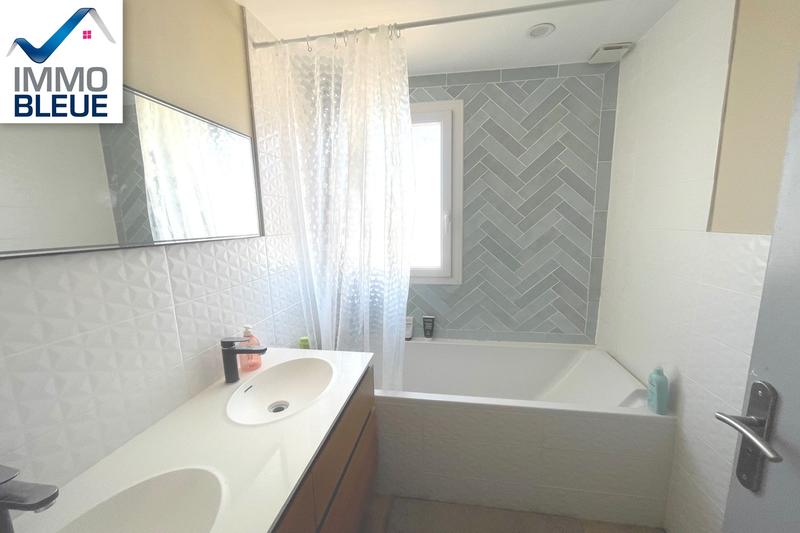 Pavillon - 90 m² - 4 pièces