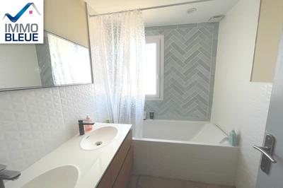 Pavillon - 90 m² - 4 pièces