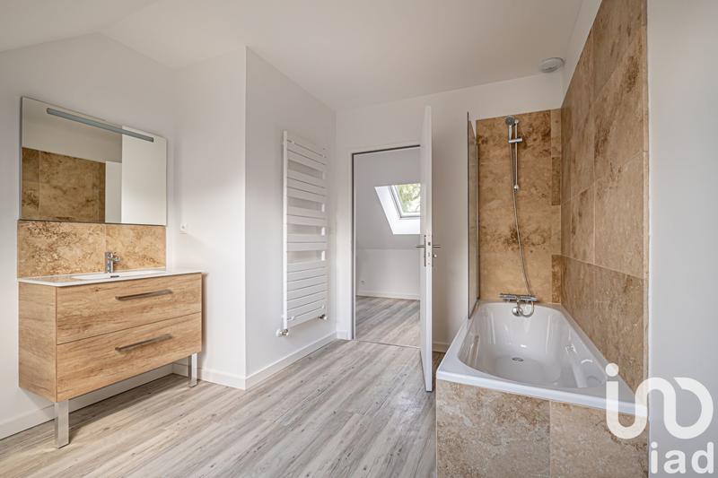 Maison - 127 m² - 6 pièces