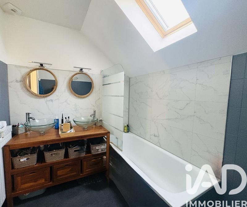 Maison - 94 m² - 4 pièces