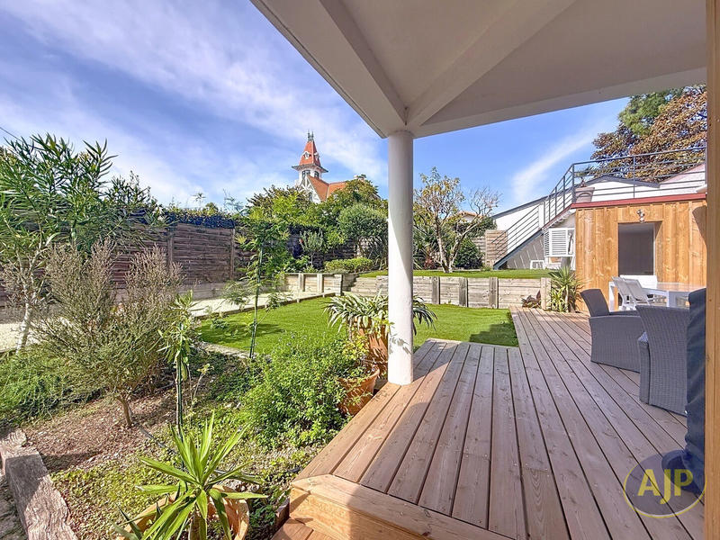 Maison - 149 m² - 7 pièces