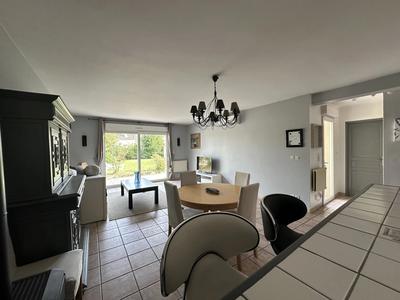 Maison - 122 m² - 7 pièces