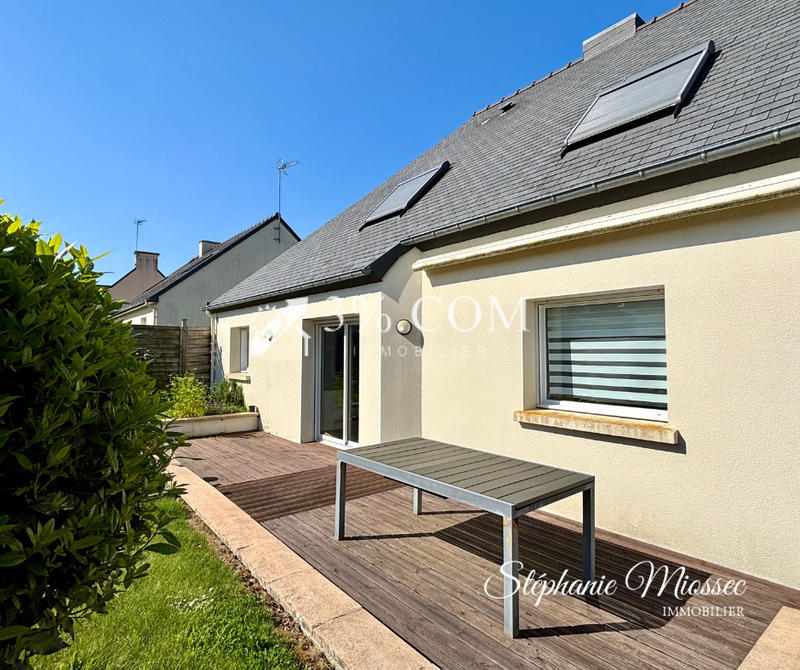 Maison traditionnelle - 107 m² - 5 pièces