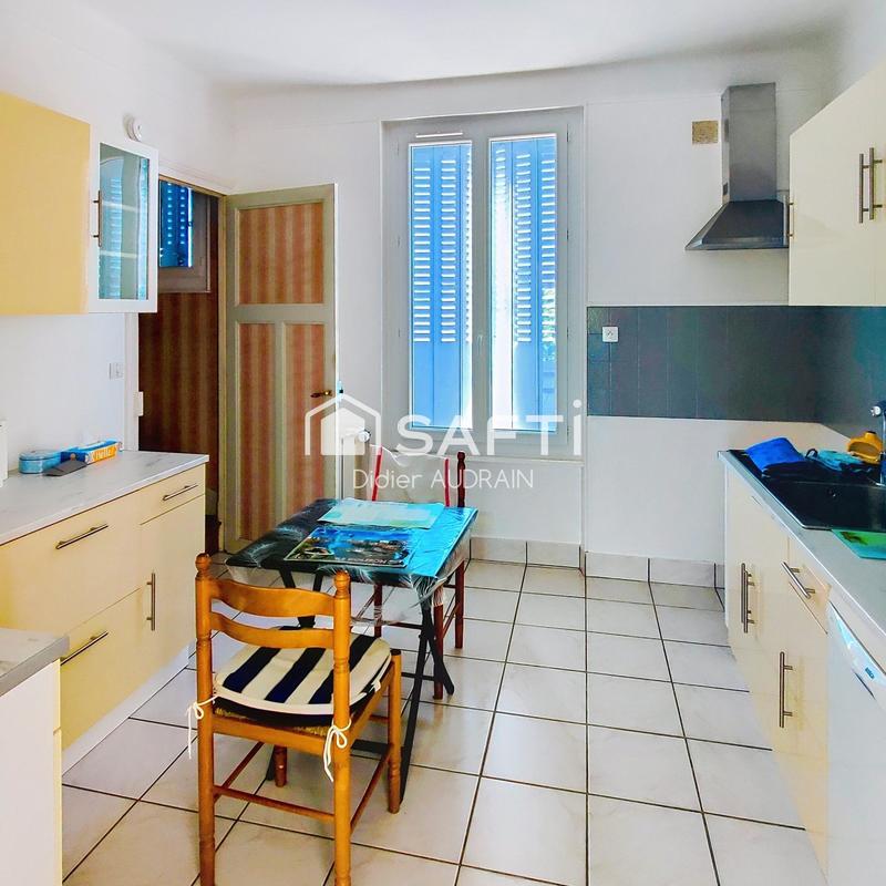 Maison de ville - 111 m² - 5 pièces