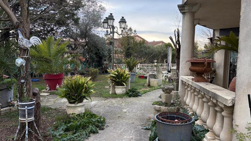 Maison - 187 m² - 9 pièces