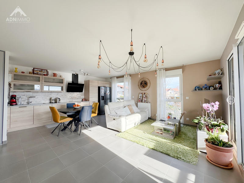 Appartement - 70 m² - 3 pièces