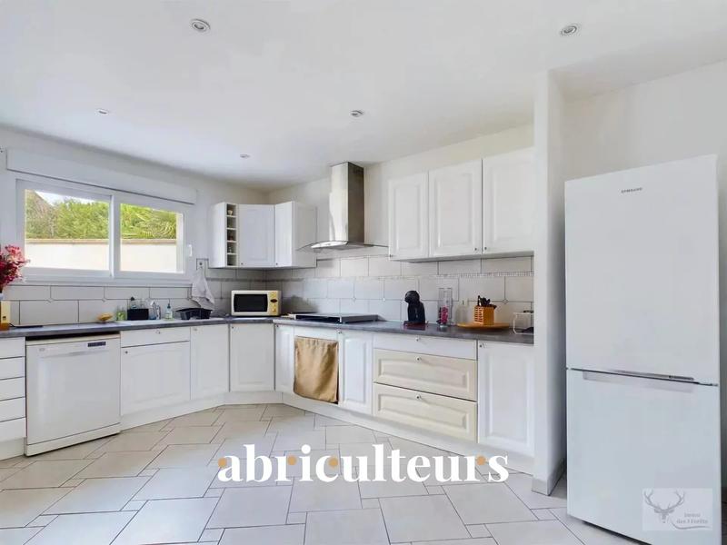 Maison - 152 m² - 6 pièces