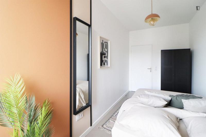 Chambre - 11 m² - 4 pièces