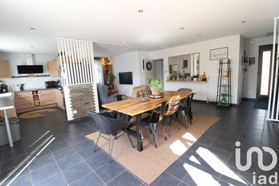 Maison - 104 m² - 5 pièces